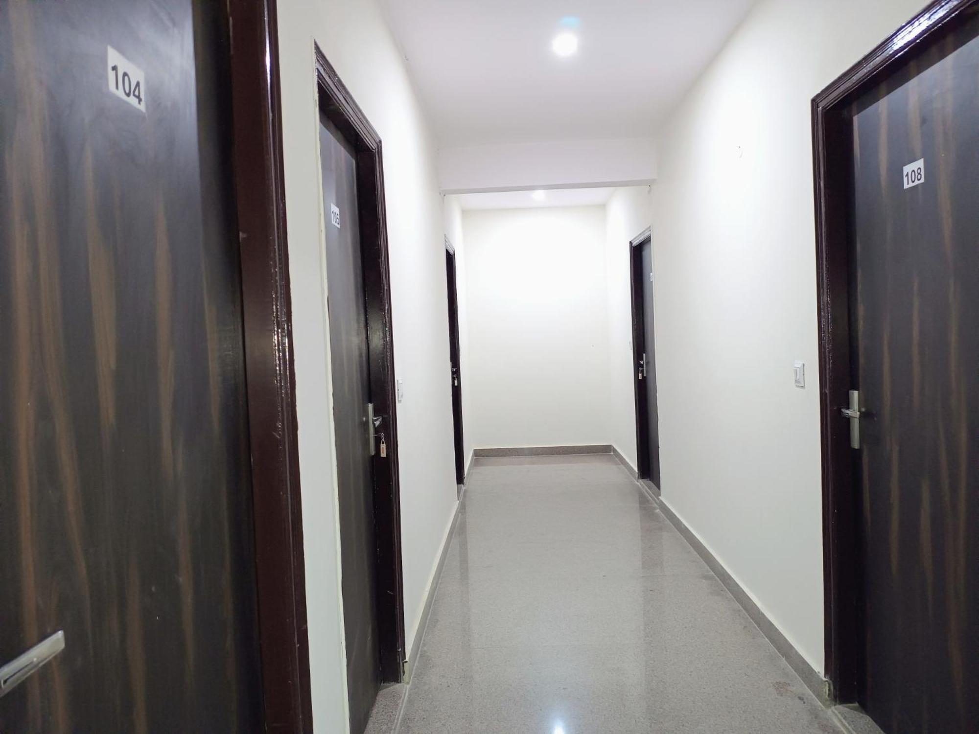 Hotel Krishna Tower Delhi  Luaran gambar