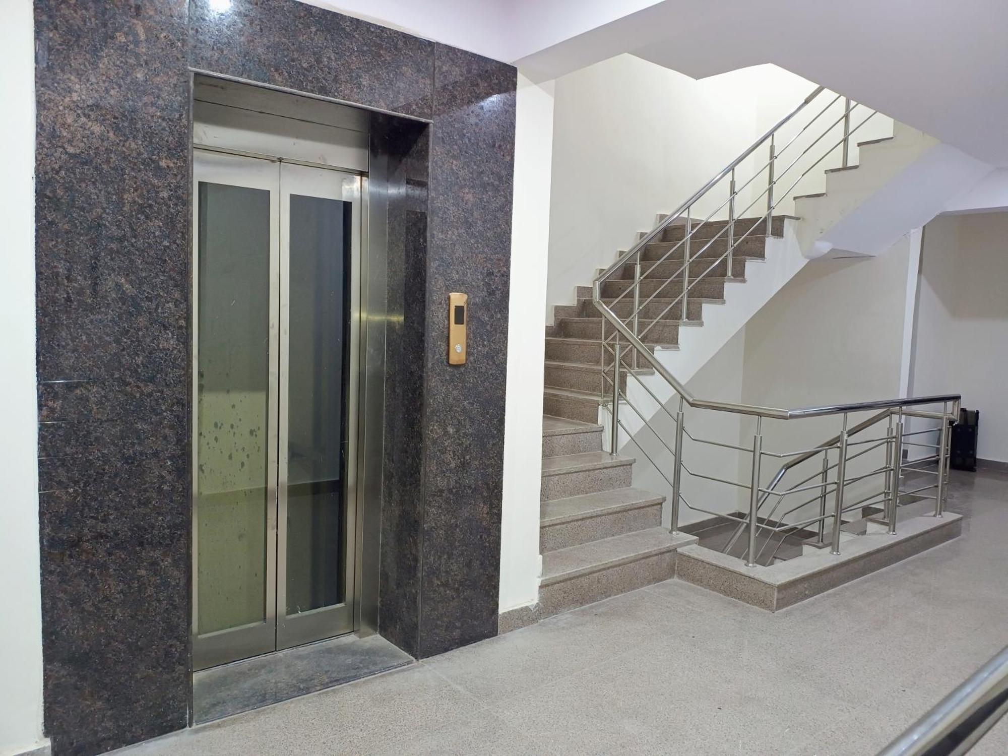 Hotel Krishna Tower Delhi  Luaran gambar